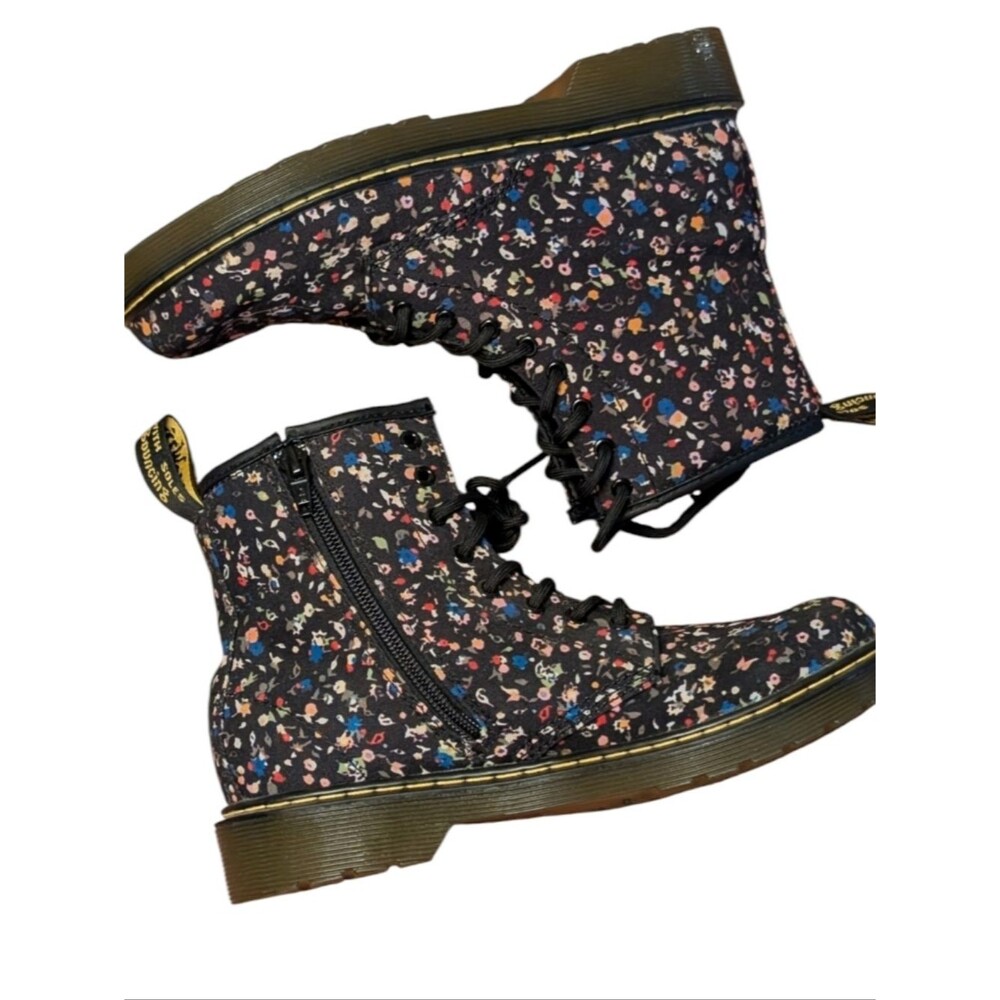 Dr. Martens Delaney Canvas Floral Print boots size 4 US 90s Grunge combat youth
